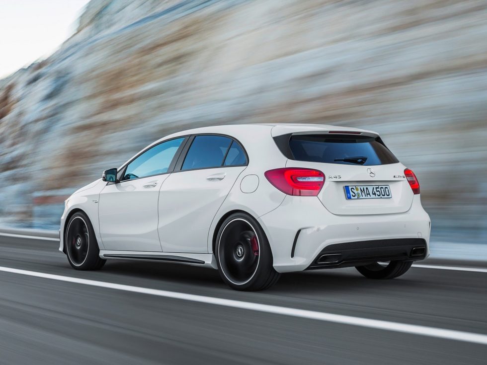 Cambios en la gama MercedesBenz Clase A. Nuevo A 45 AMG 4MATIC ya a la venta. Revista KM77 Cambios en la gama MercedesBenz Clase A. Nuevo A 45 AMG 4MATIC ya a la venta. Revista KM77