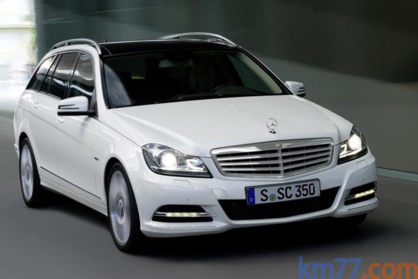 Mercedes-Benz Clase C Línea Sport, más equipamiento por el mismo precio