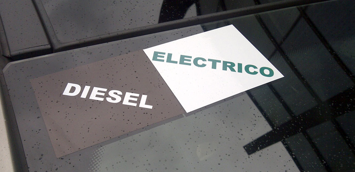 Pues eso, nuestro Peugeot 3008 HYbrid4 era Diesel y eléctrico. 