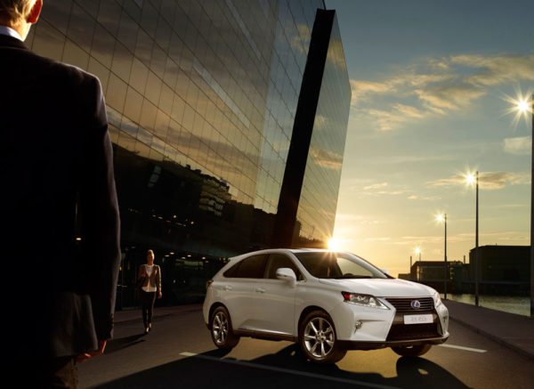 Lexus presenta una edición especial basada en el todoterreno RX: el RX450h Aniversario