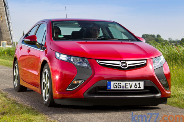 El precio de venta del Opel Ampera sufre una importante bajada
