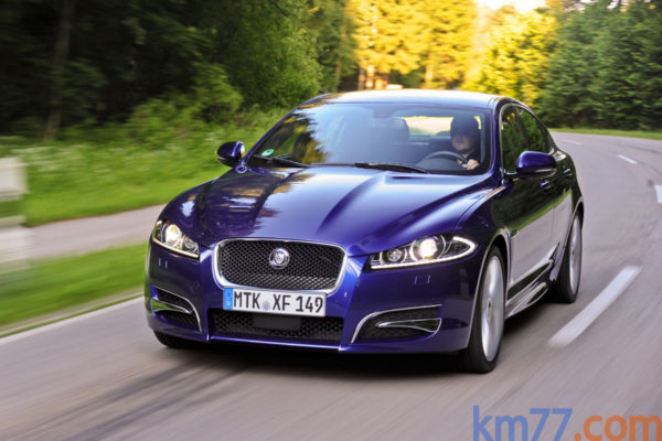 Jaguar actualiza las versiones 2.0 i4 de la gama XF