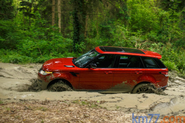 Ya a la venta la versión híbrida del Land Rover Range Rover Sport