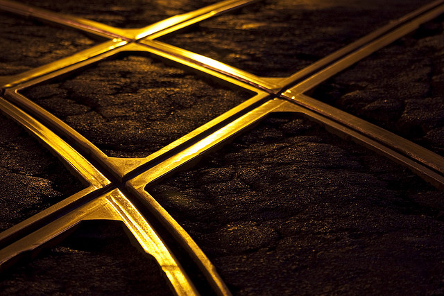 Mercedes-Benz Clase C. Modelo 2011. Faros bixenon inteligentes «ILS». Consideraciones y vídeo ilustrativo.