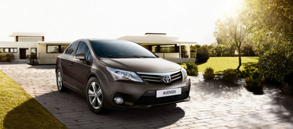Toyota actualiza la gama Avensis