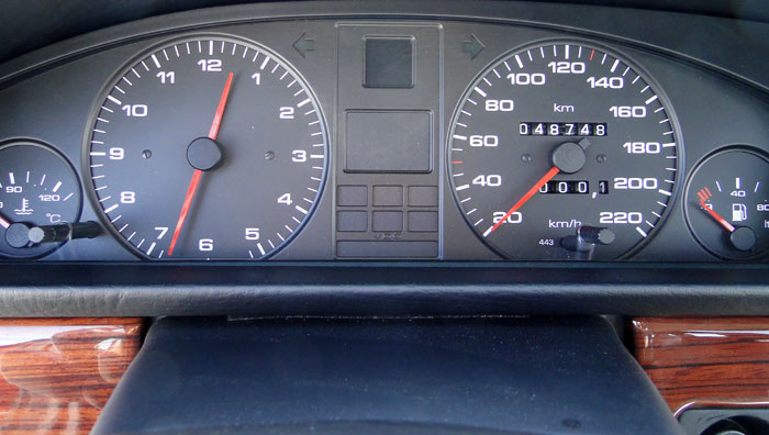 Audi 100 TDI (1989). Instrumentacion