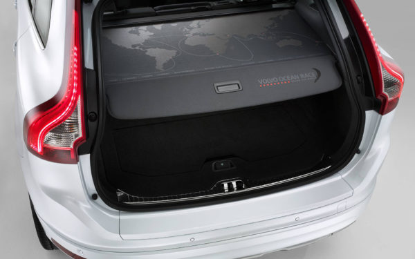 Cambios en la gama Volvo XC60. Nuevas versiones Ocean Race