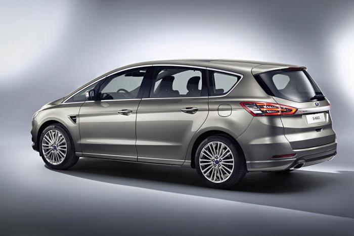 Ford-S-MAX-2