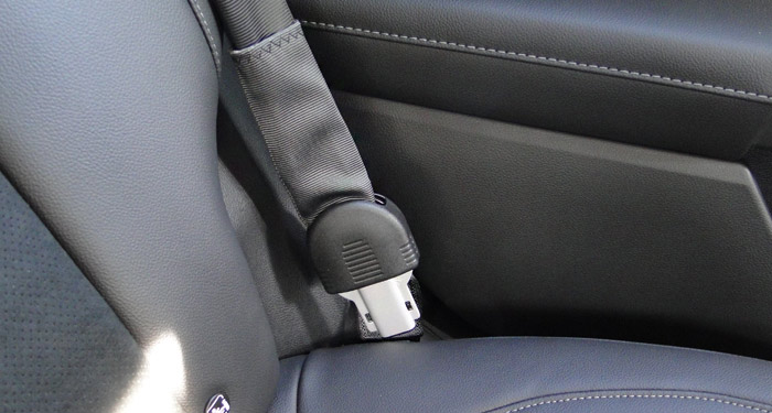 Cinturón de seguridad con airbag