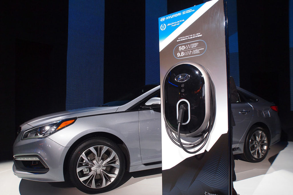 Hyundai Sonata PHEV NAIAS