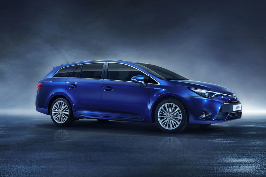 Avensis 2016_2