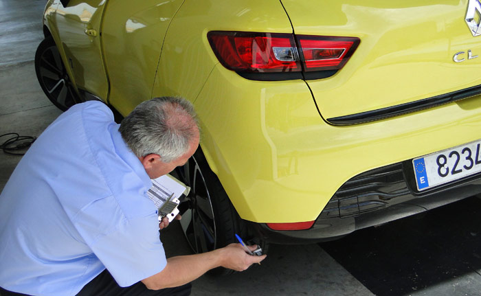 Renault Clio. Prueba de 120 000 kilómetros. Inspección de Certiauto