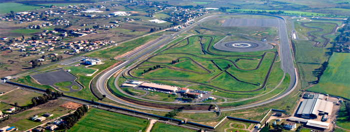 Visita al centro técnico de Bridgestone en Aprilia, Italia.