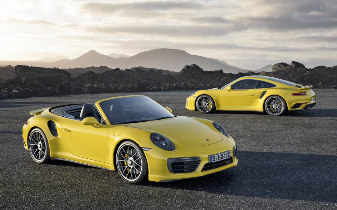 Porsche 911 Turbo y Turbo S en movimiento