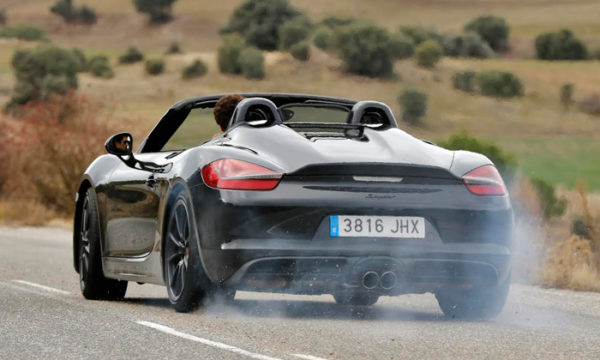 Porsche Boxster Spyder, 120 segundos de vídeo-sonido