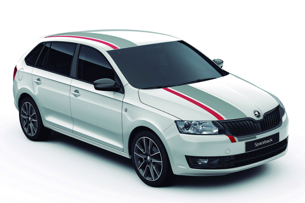 skoda-spaceback-red-grey-km77-3