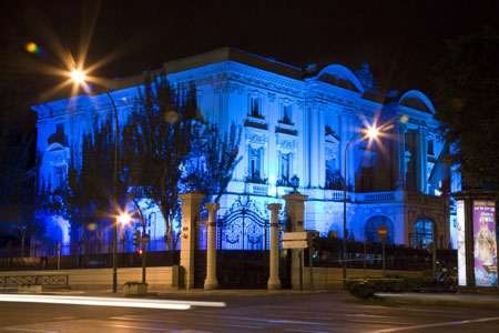 La embajada «azzurra». Una terraza para Madrid.