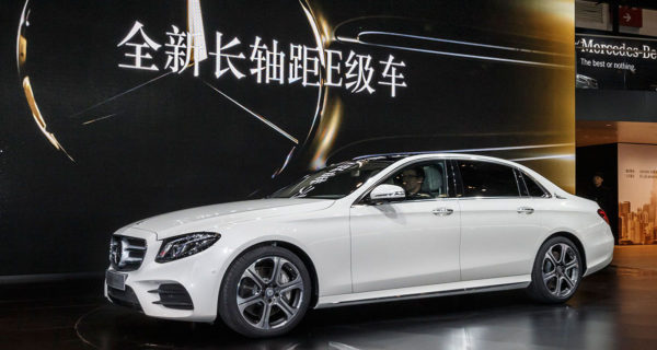 Mercedes-Benz Clase E L. Así es la berlina que no se venderá en Europa