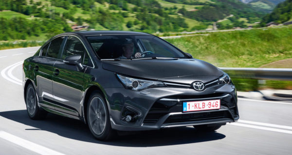 Novedades en la gama Toyota Avensis