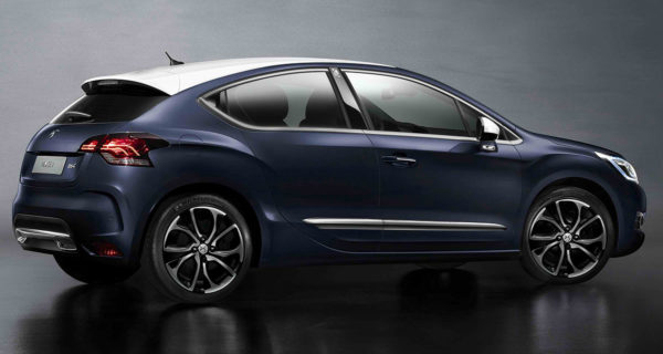 Nuevo DS 4 Opera Blue, edición limitada.