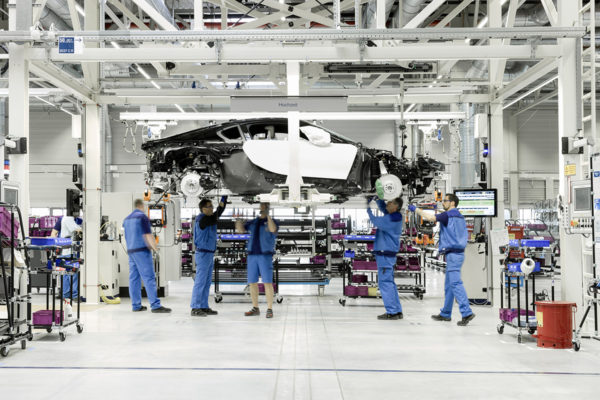 El mercado de turismos crece un 20,9 % durante el mes de mayo