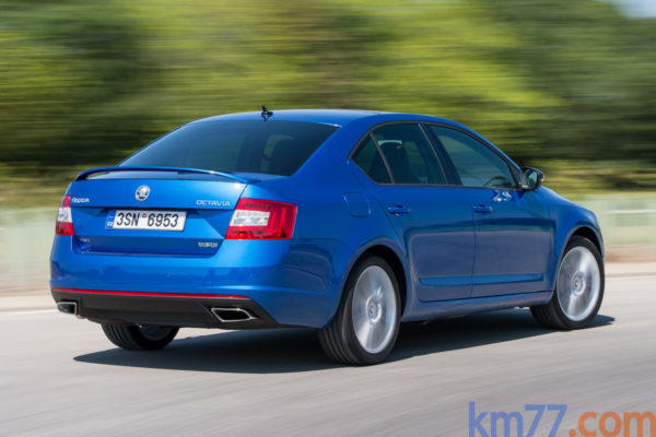 Škoda Octavia RS TDI, a la venta con tracción total y cambio automático.