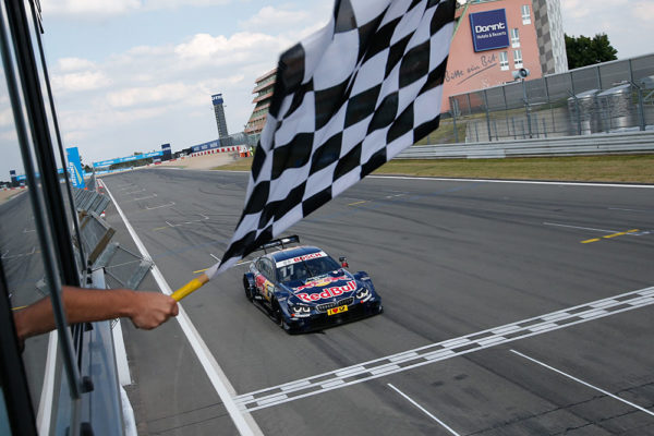 En resumen: Wittmann y Mortara se hacen con las victorias en Nürburgring