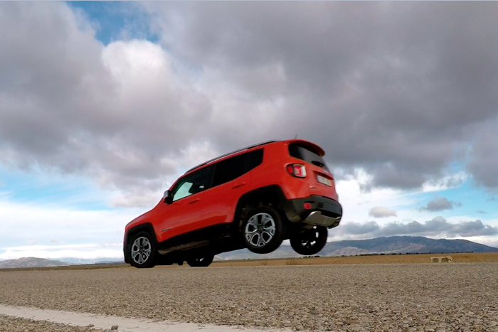 jeep-renegade-frenada