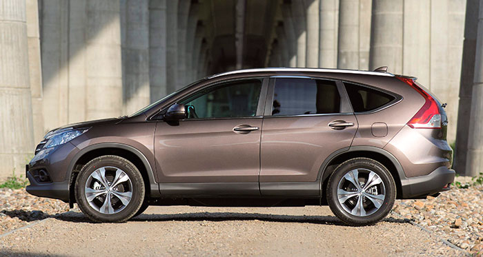 El acristalamiento lateral del CR-V también tiene un diseño que acaba en punta, pero no resulta tan angustiosamente claustrofóbico como el de su hermano pequeño.