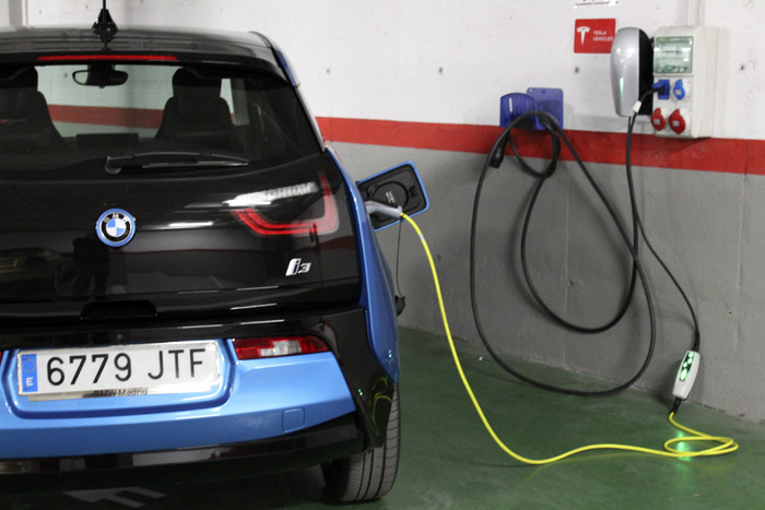 04 Parador de Lerma- BMW i3 94 Ah