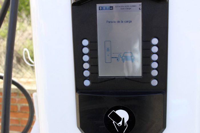 Cargador de Ibil en Palencia. Confirmación fin de la carga.