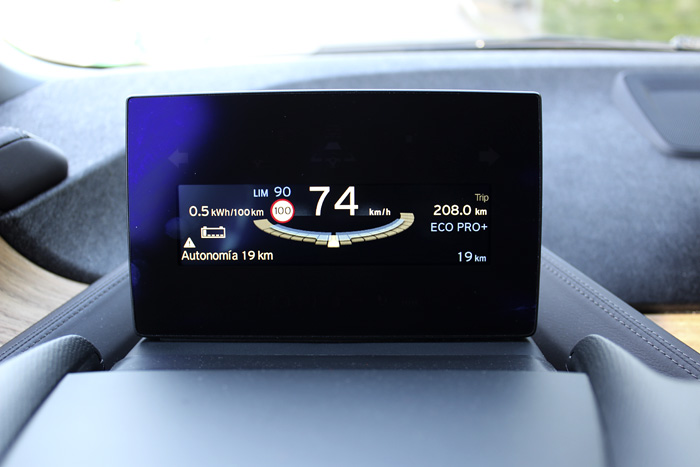 BMW i3 94 Ah. Aviso. Reserva de electricidad.