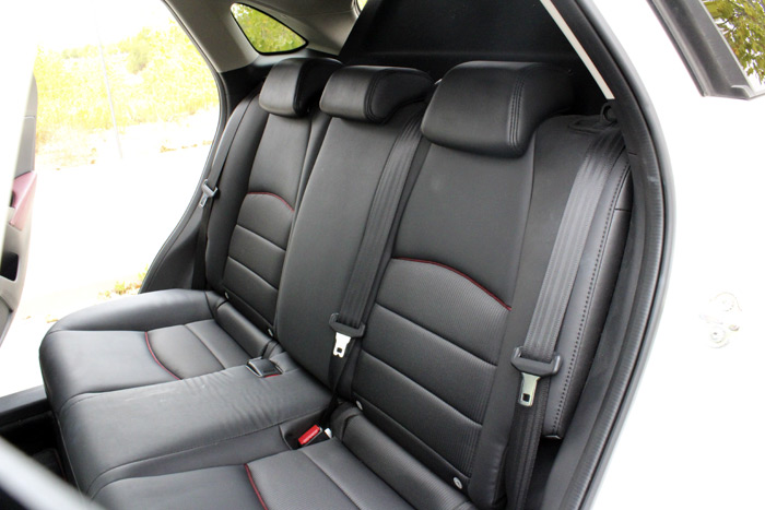 16-Mazda CX 3-Diurnos