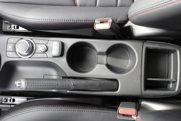 33-Mazda CX 3-Diurnos