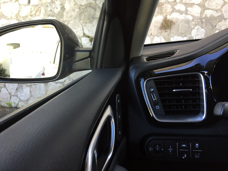 Kia Ceed. Salpicadero