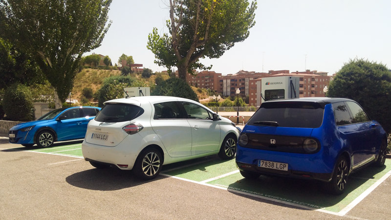 Comparativa en vídeo: Honda e – Peugeot e-208 – Renault ZOE