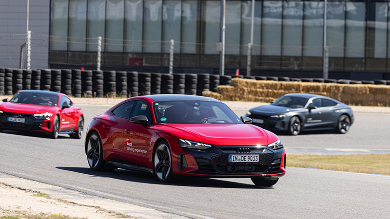 Caravana de Audi RS e-tron GT. Audi Driving Experience.