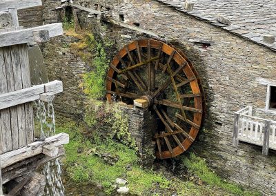 Museo de los Molinos. Mazonovo. Rueda de carga superior