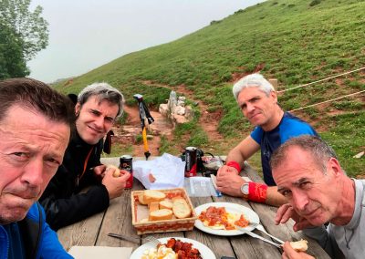 Equipo Kia. La Terenosa. Refugio. Asturias.