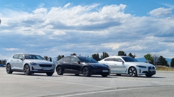 Consumo: BMW i4 eDrive40 vs. Polestar 2 PP vs. Tesla Model 3 GA