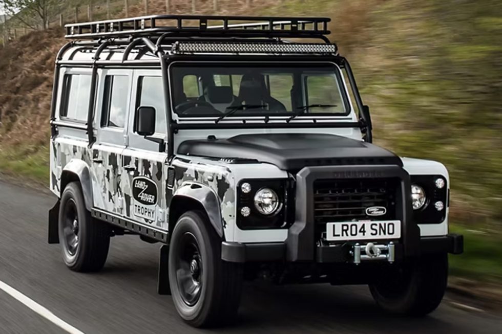 Land Rover Classic Defender V8 - Revista km77