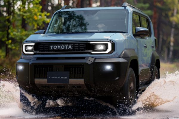 Toyota Land Cruiser FJ