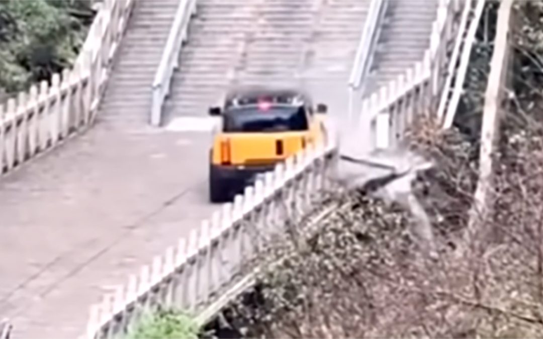 Qué falló durante el ascenso de Tianmen con el Chery Fengyun X3L: análisis del accidente viral