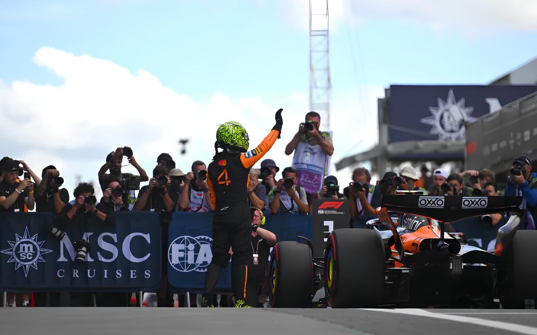 Norris gana pese a la remontada de un heróico Max Verstappen