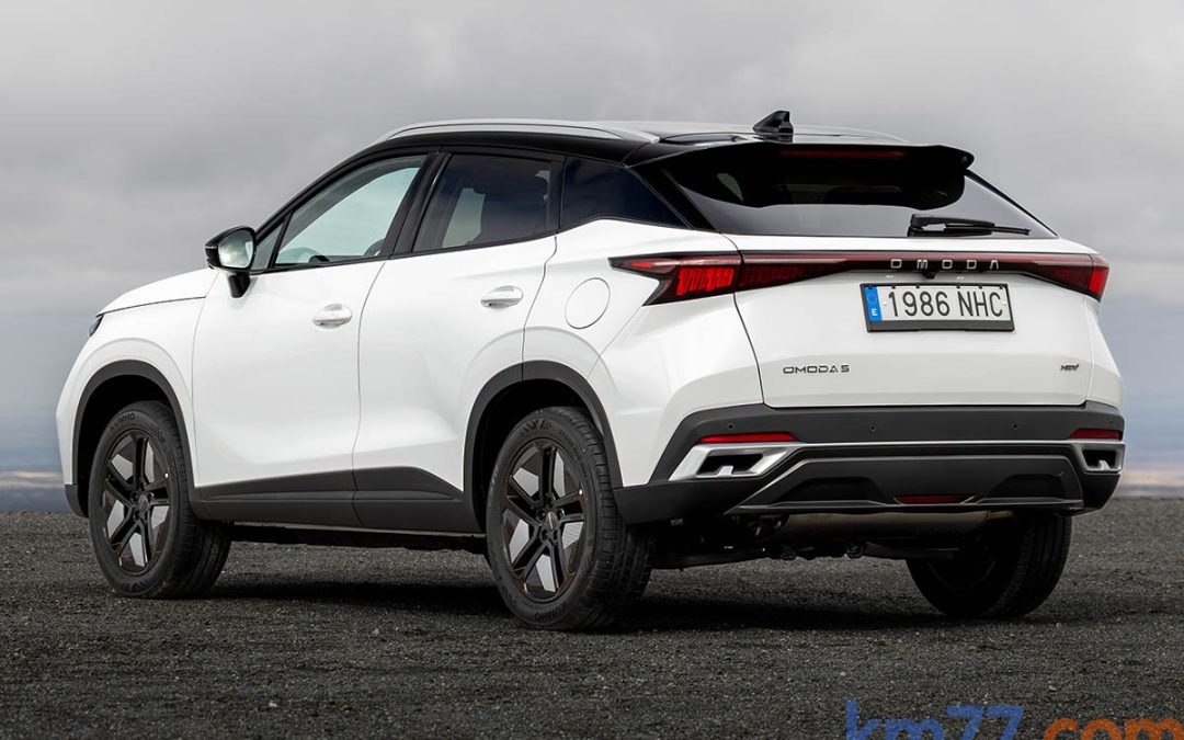 Un SUV híbrido por 29 400 € con 224 CV y consumos de menos de 5,0 l/100 km