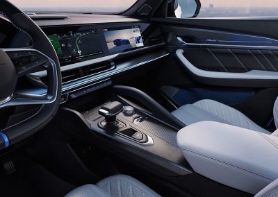 Renault Filante (2027). Salpicadero con pantallas OpenR Panorama Screen