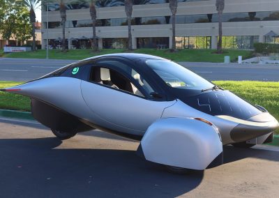 Aptera vista lateral - frontal