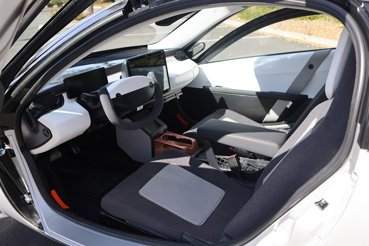 Aptera vista salpicadero