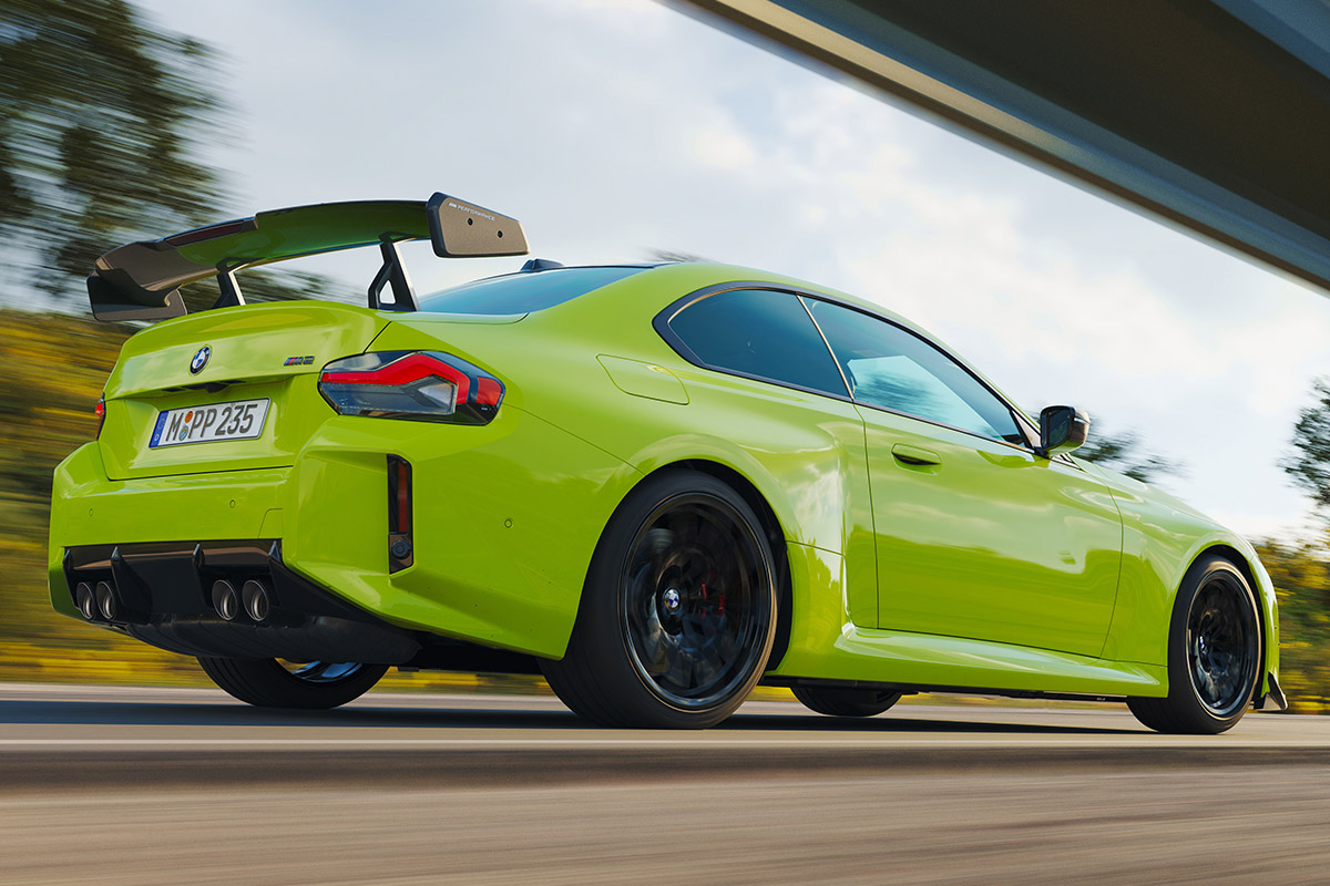 BMW M2 Performance Pack Kit - posterior - lateral