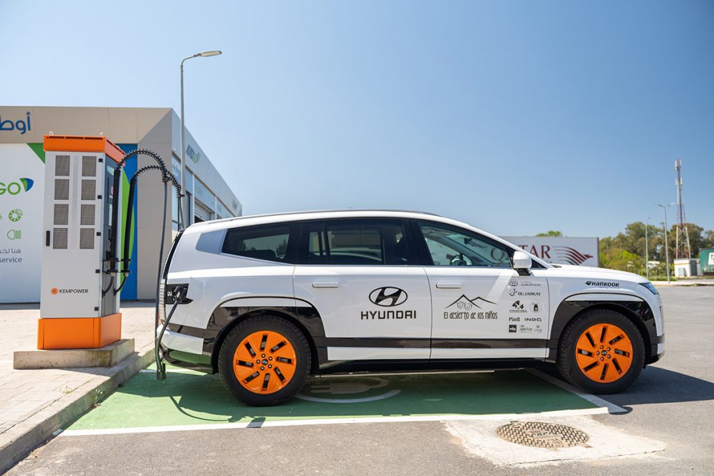 DIA 02_047_Parada para comer y repostar